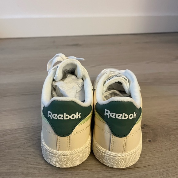 NWOT Reeboks Club C 85 sneakers - Picture 3 of 4